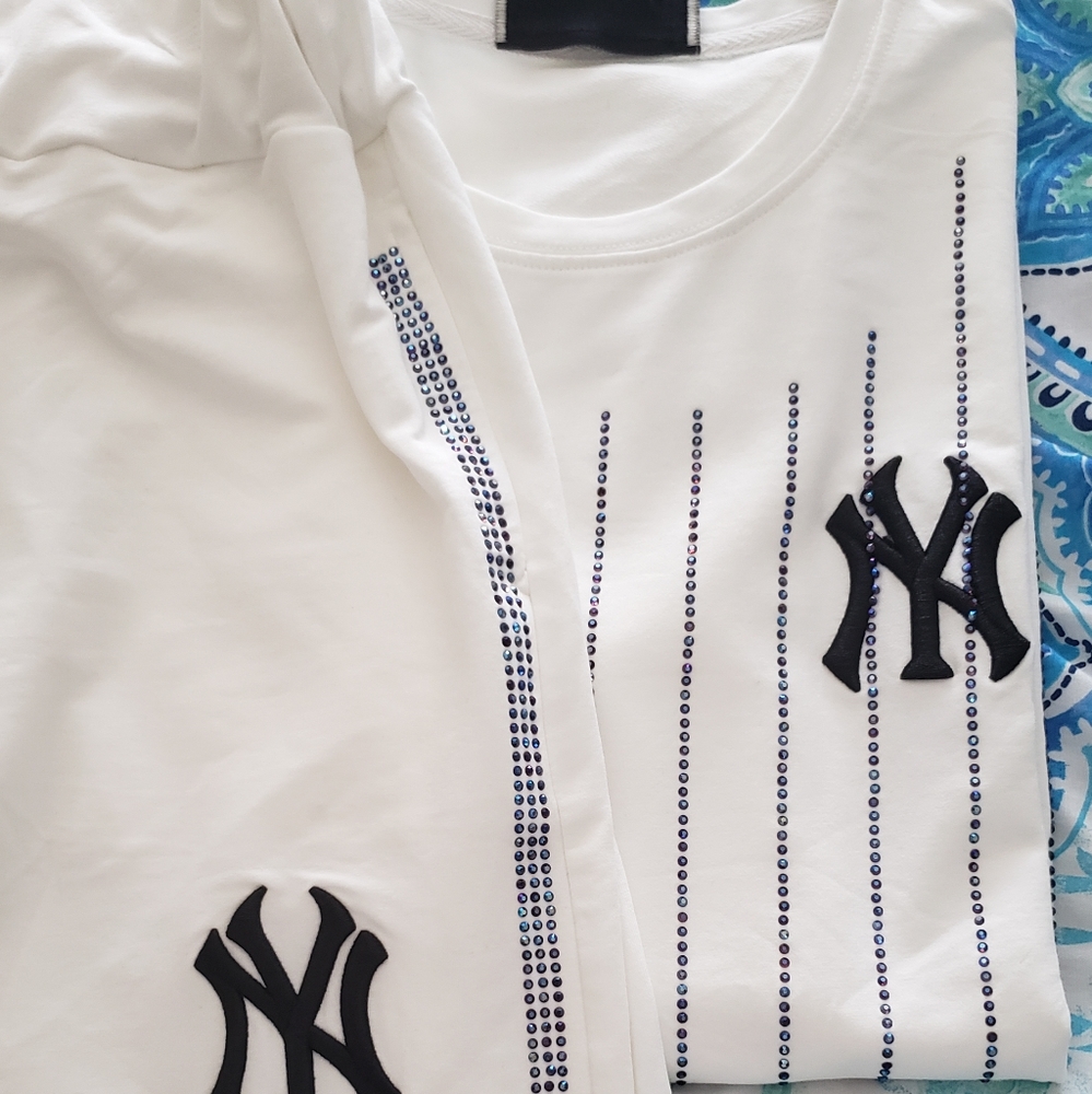 Tshirt and Short NY Gucci style